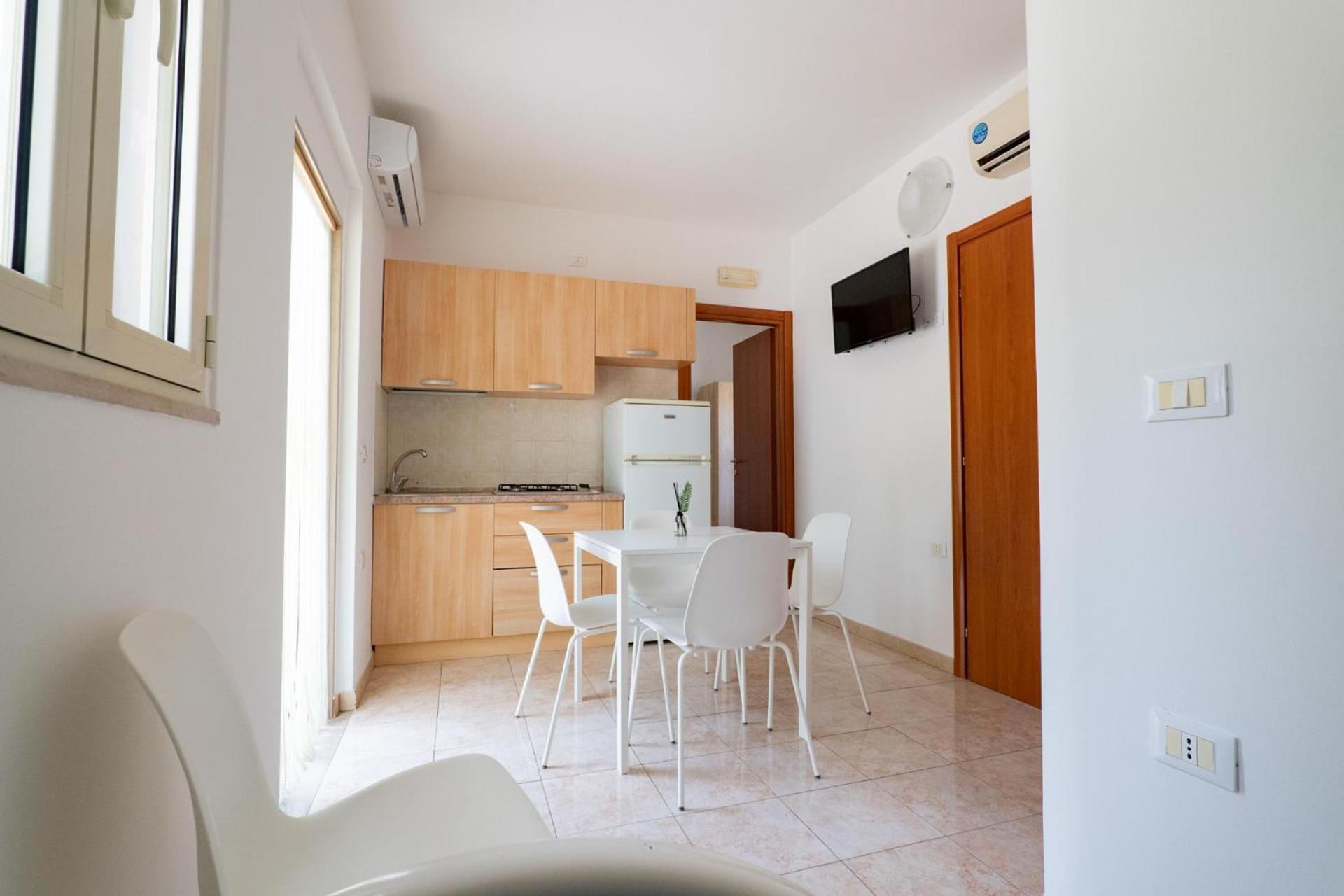 Residence Lido Dei Pini Mattinata Exterior photo